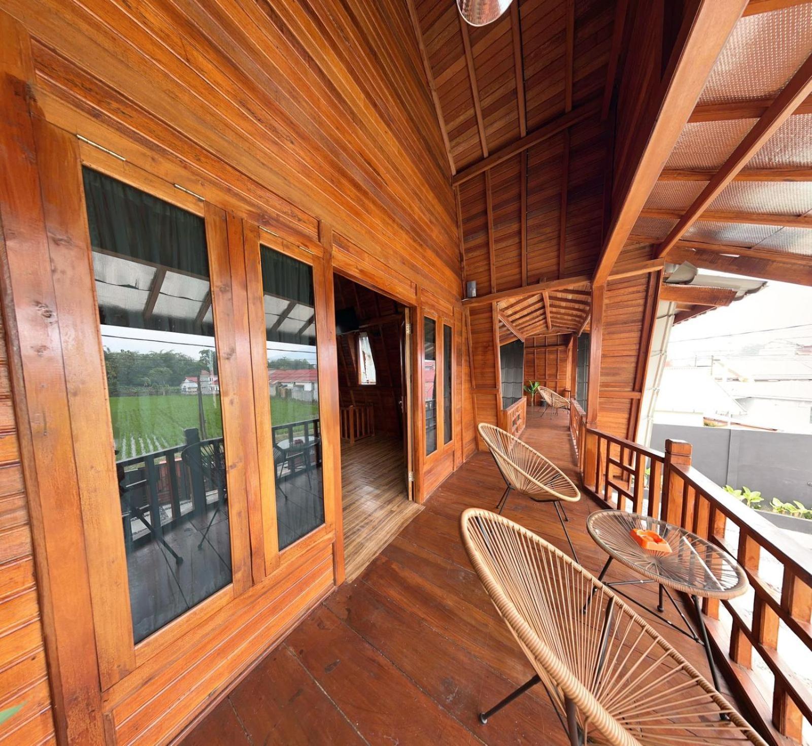 Villa Noerbaya House Bukittinggi Extérieur photo